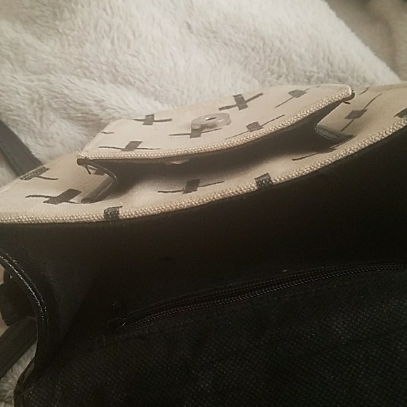 Crossbody bag - Picture 3 of 3